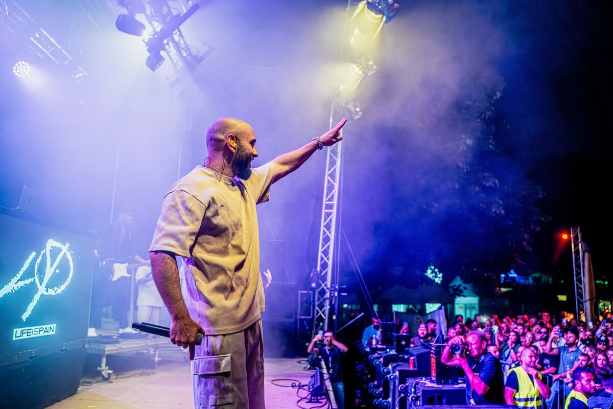 KIANUSH Live Performance